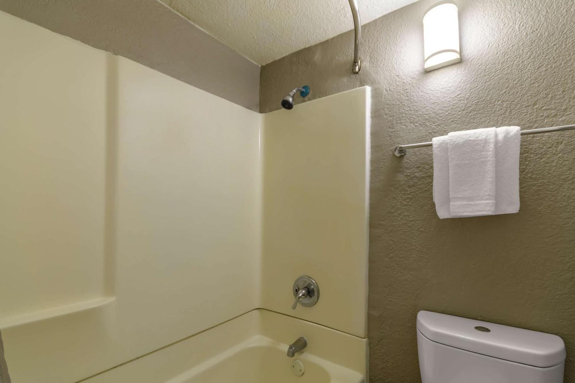 Motel 6 Hayward, Ca- Silicon Valley Gateway Экстерьер фото