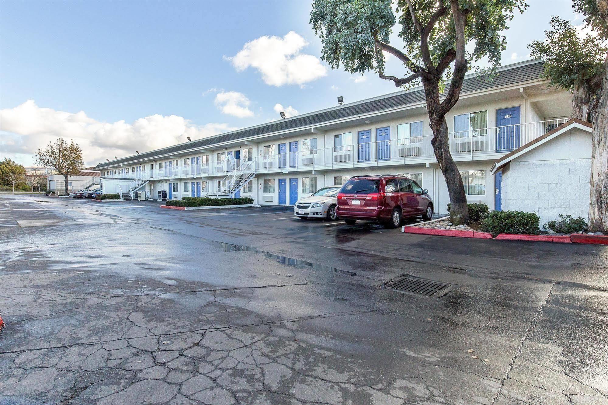 Motel 6 Hayward, Ca- Silicon Valley Gateway Экстерьер фото